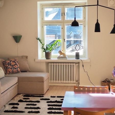 Urban Penthouse Next To Metro With City Views Helsinki Esterno foto